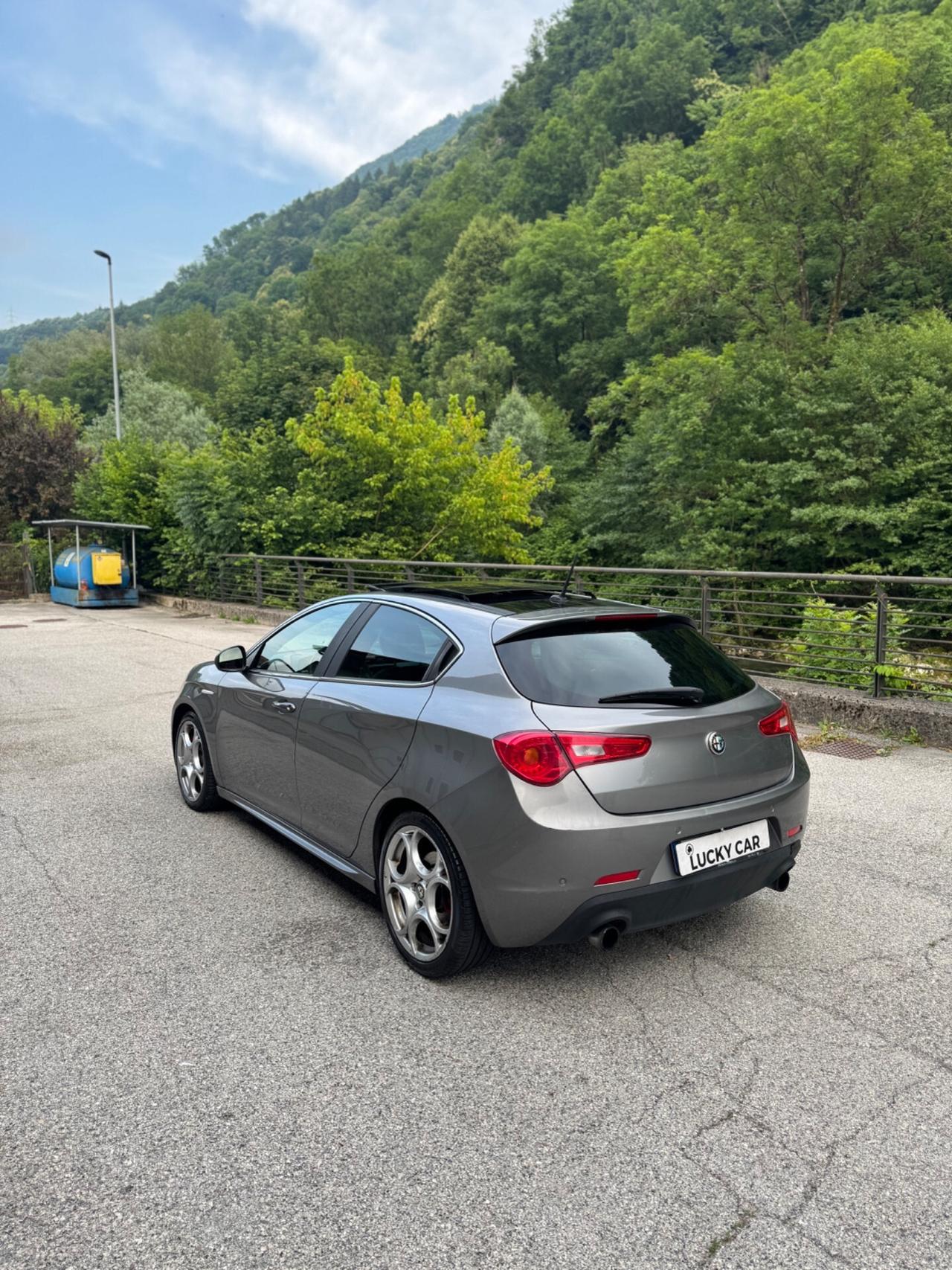 Alfa Romeo Giulietta 1750 Turbo TCT Quadrifoglio Verde