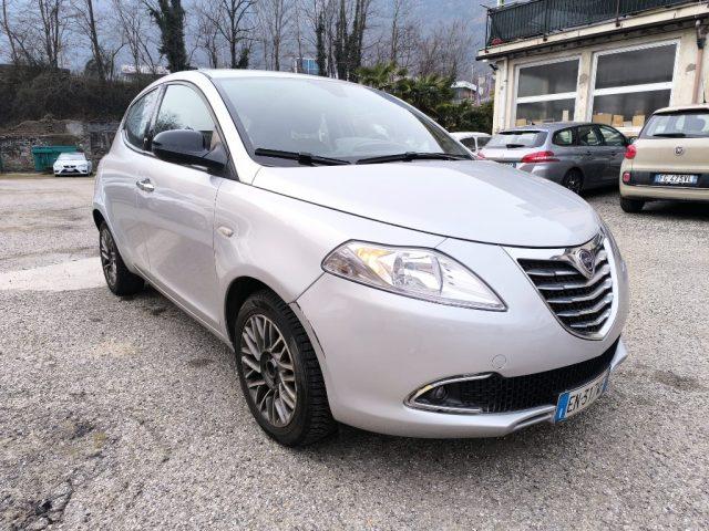 LANCIA Ypsilon 1.2 69 CV 5 porte ADATTA A NEOPATENTATI