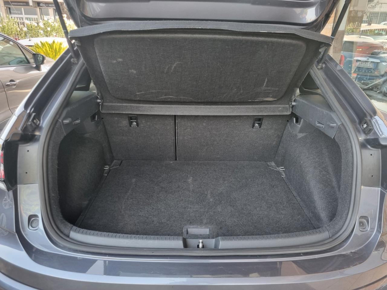 Volkswagen Taigo 1.5 TSI 150 CV DSG R-Line