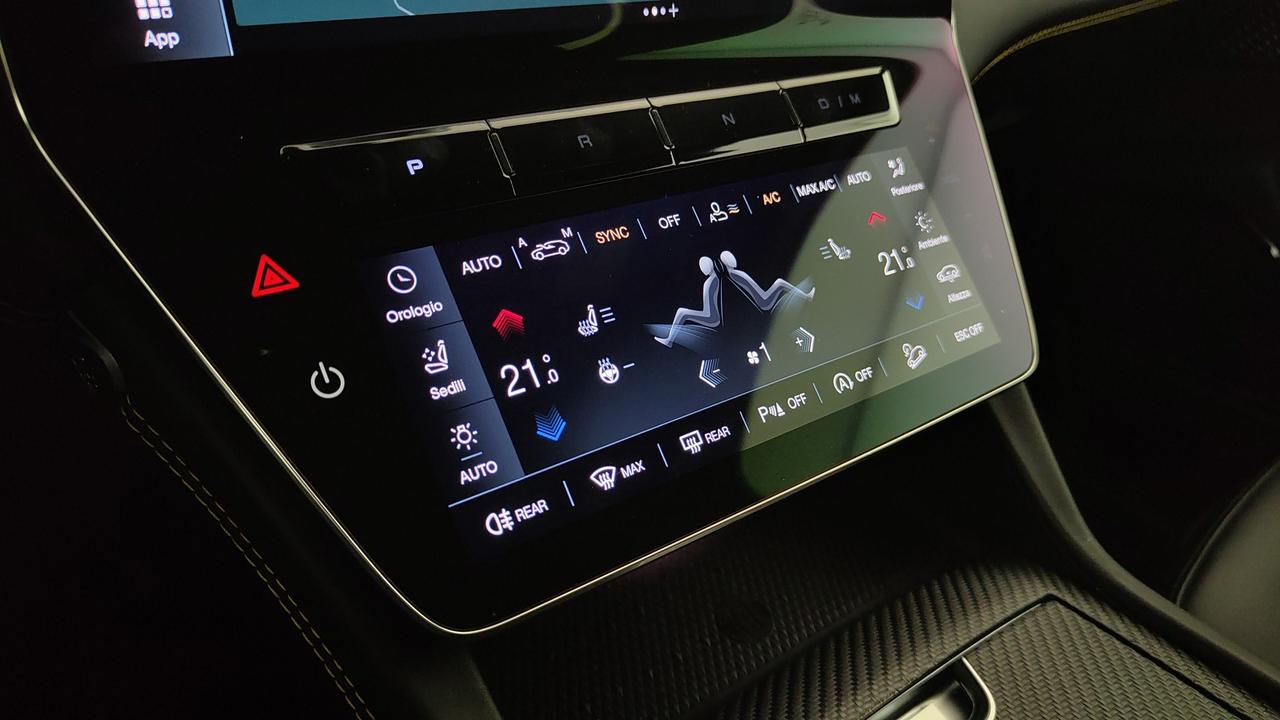 MASERATI Grecale 3.0 V6 Trofeo 530cv auto