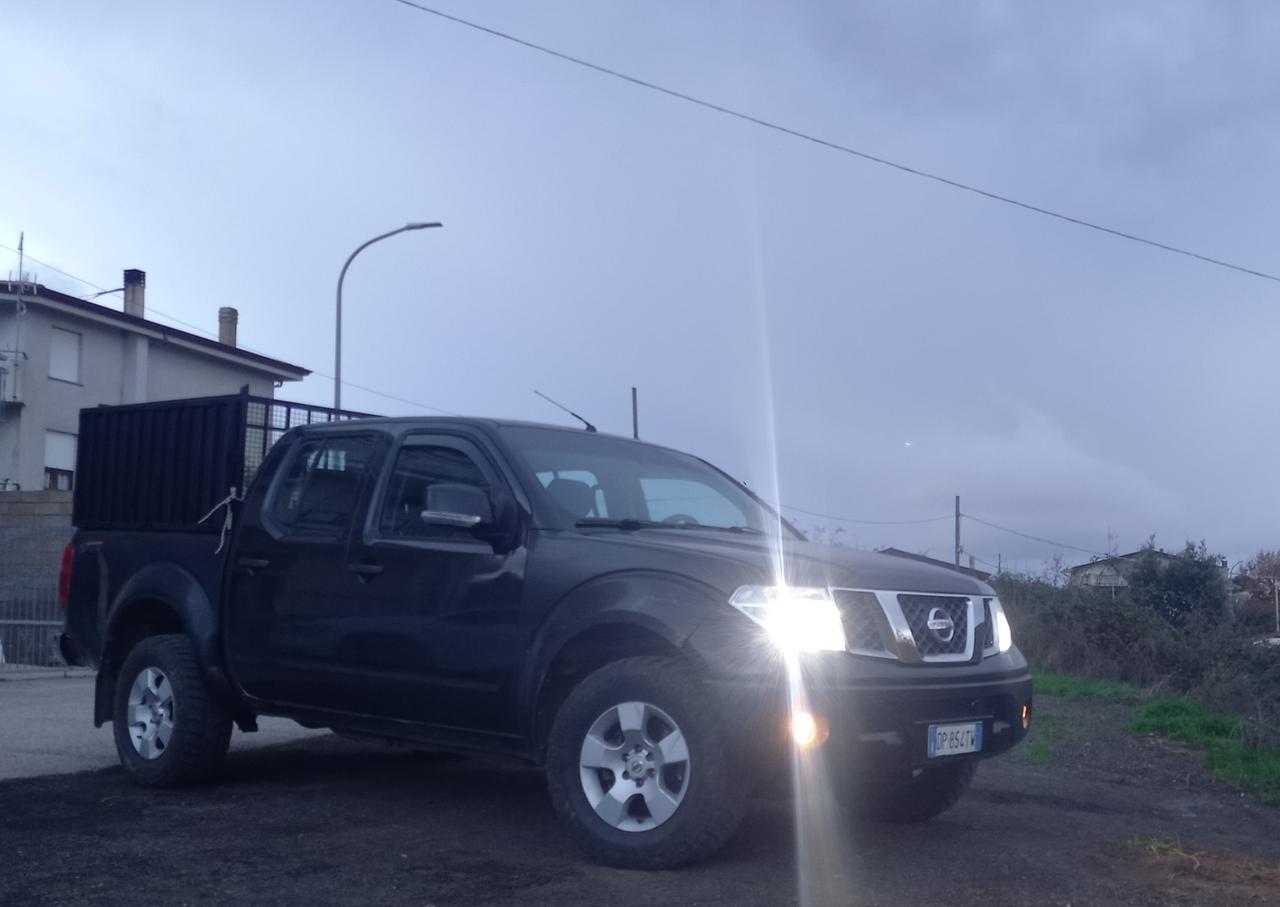 Nissan Navara 2.5 dCi 4 porte Double Cab SE