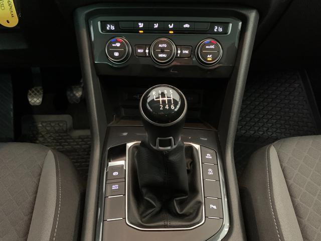 VOLKSWAGEN Tiguan 1.6 TDI SCR Sport BlueMotion Technology R-Line