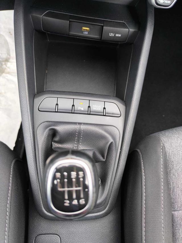 KIA Stonic 1.0 T-GDi 100 CV MHEV MT Urban