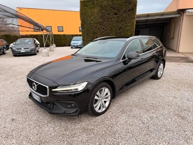 Volvo V60 2.0 b4 D 197 cv Momentum Business Pro auto