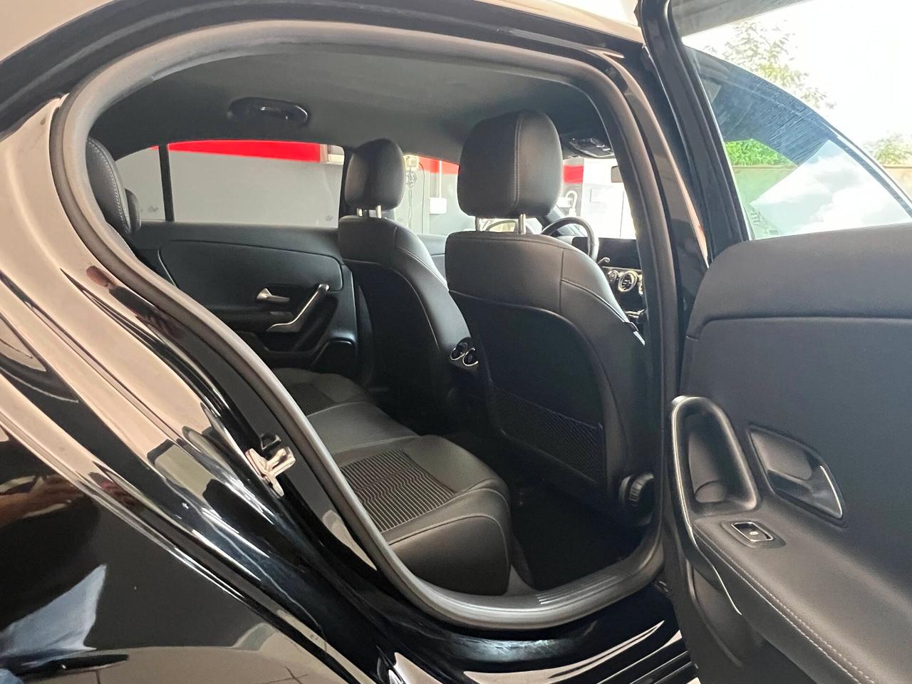 Mercedes-benz A 180 d Automatic Premium