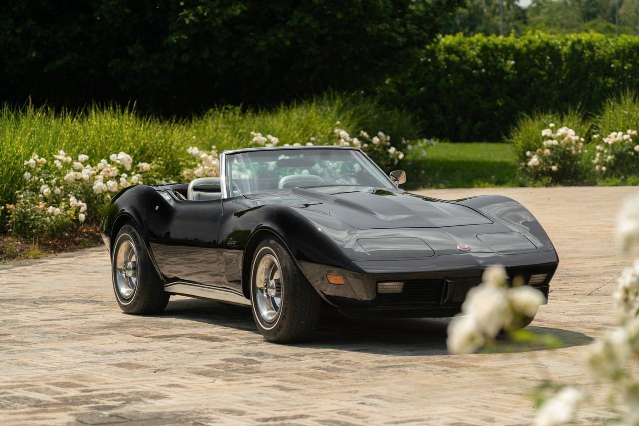 Chevrolet Corvette C3 Stingray - CHE00011