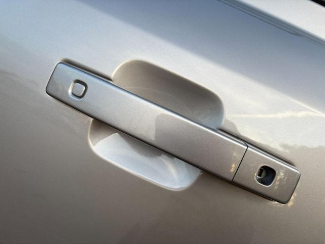 LAND ROVER Defender 110 3.0D I6 200 CV AWD Auto SE 7 POSTI