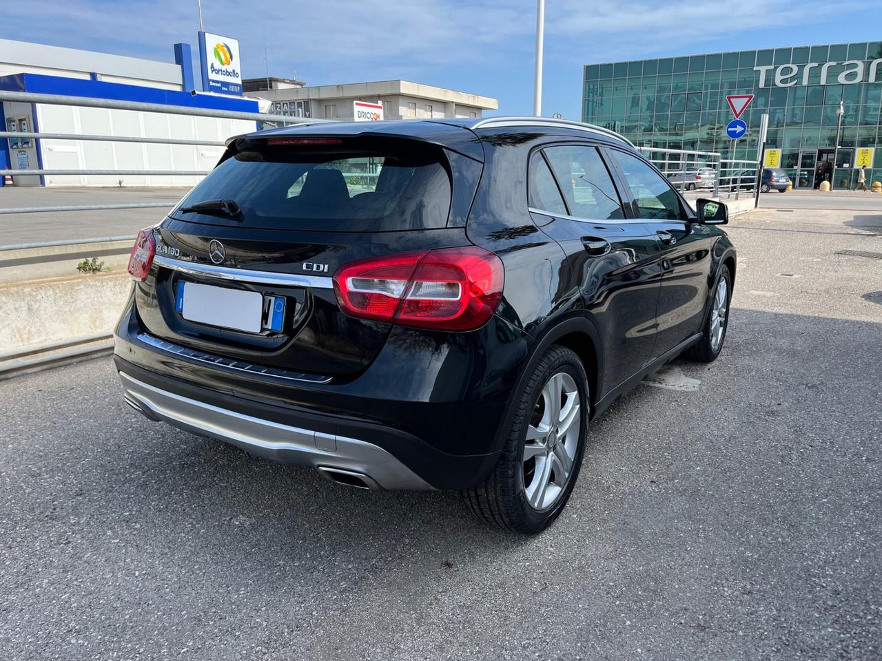 Mercedes-benz GLA 180 d Sport