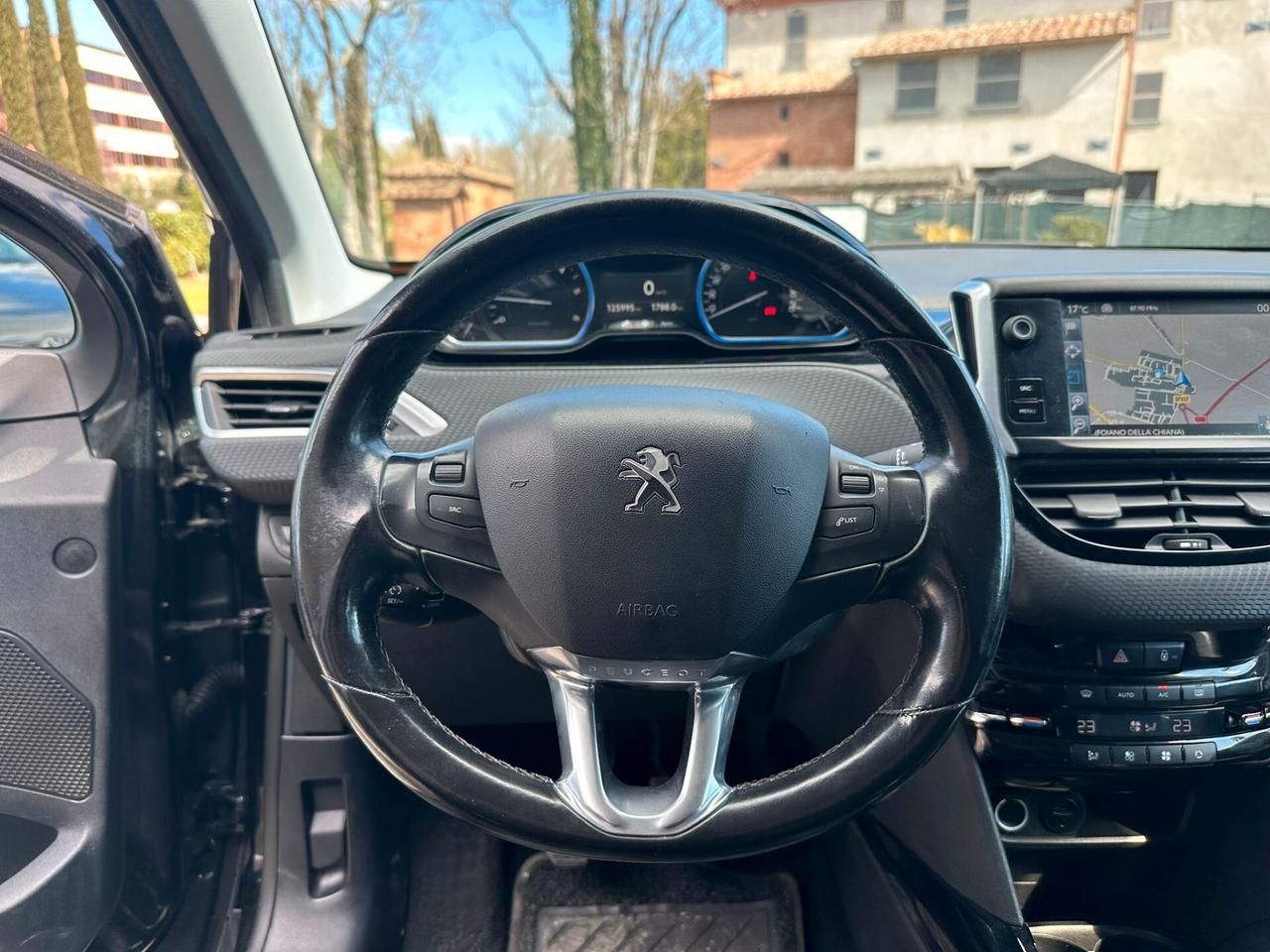 Peugeot 2008 BlueHDi 120 S&S Allure