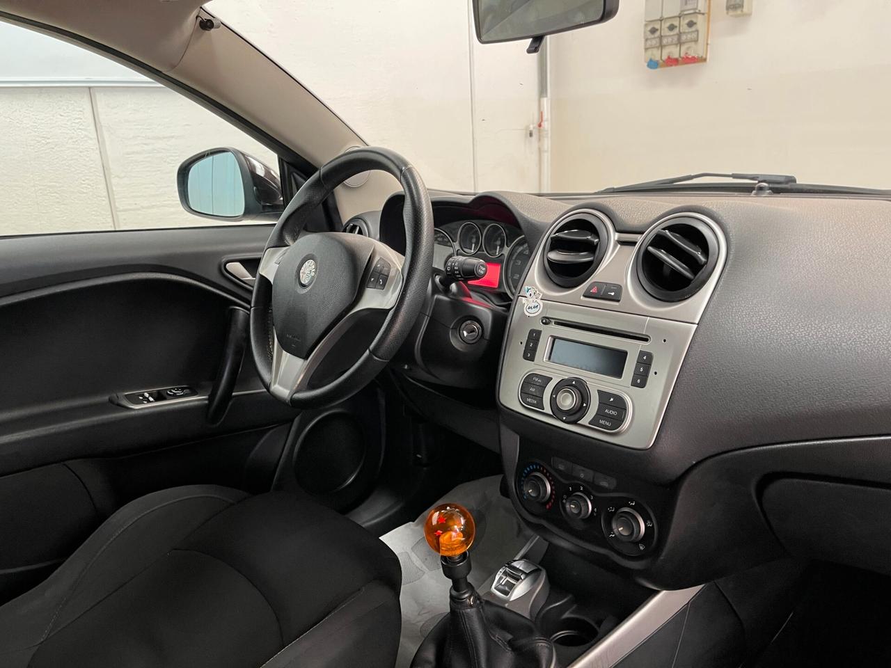 Alfa Romeo MiTo Distinctive 1.4 105cv-Ok Neopatentati-LEGGI SOTTO