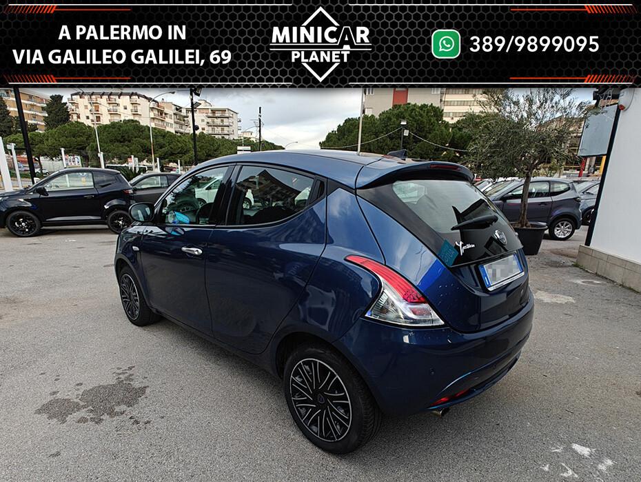 Lancia Ypsilon 1.0 FireFly 5 porte S&S Hybrid Gold Plus
