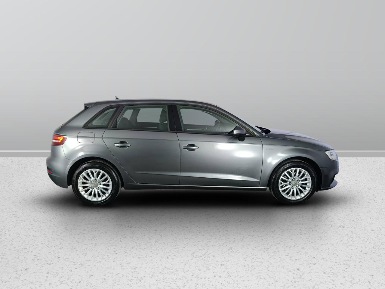 AUDI A3 III 2016 Sportback - A3 Sportback 1.4 tfsi g-tron Business 110cv s-tronic