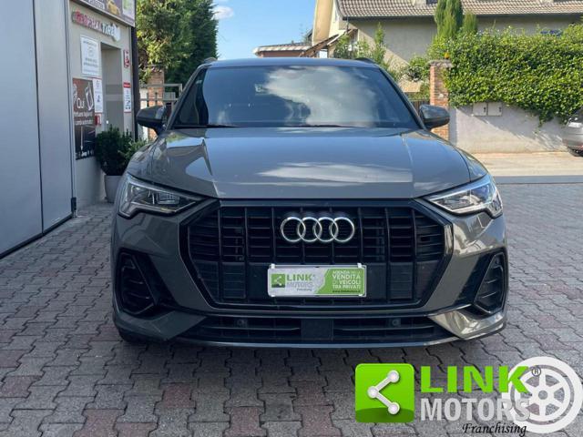 AUDI Q3 S-tronic S-line plug-in Hybrid Identity Black