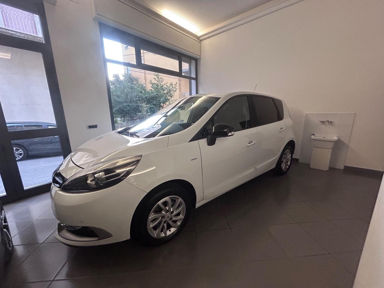 Renault Scenic Scénic XMod dCi 95 CV Start&Stop Energy Limited