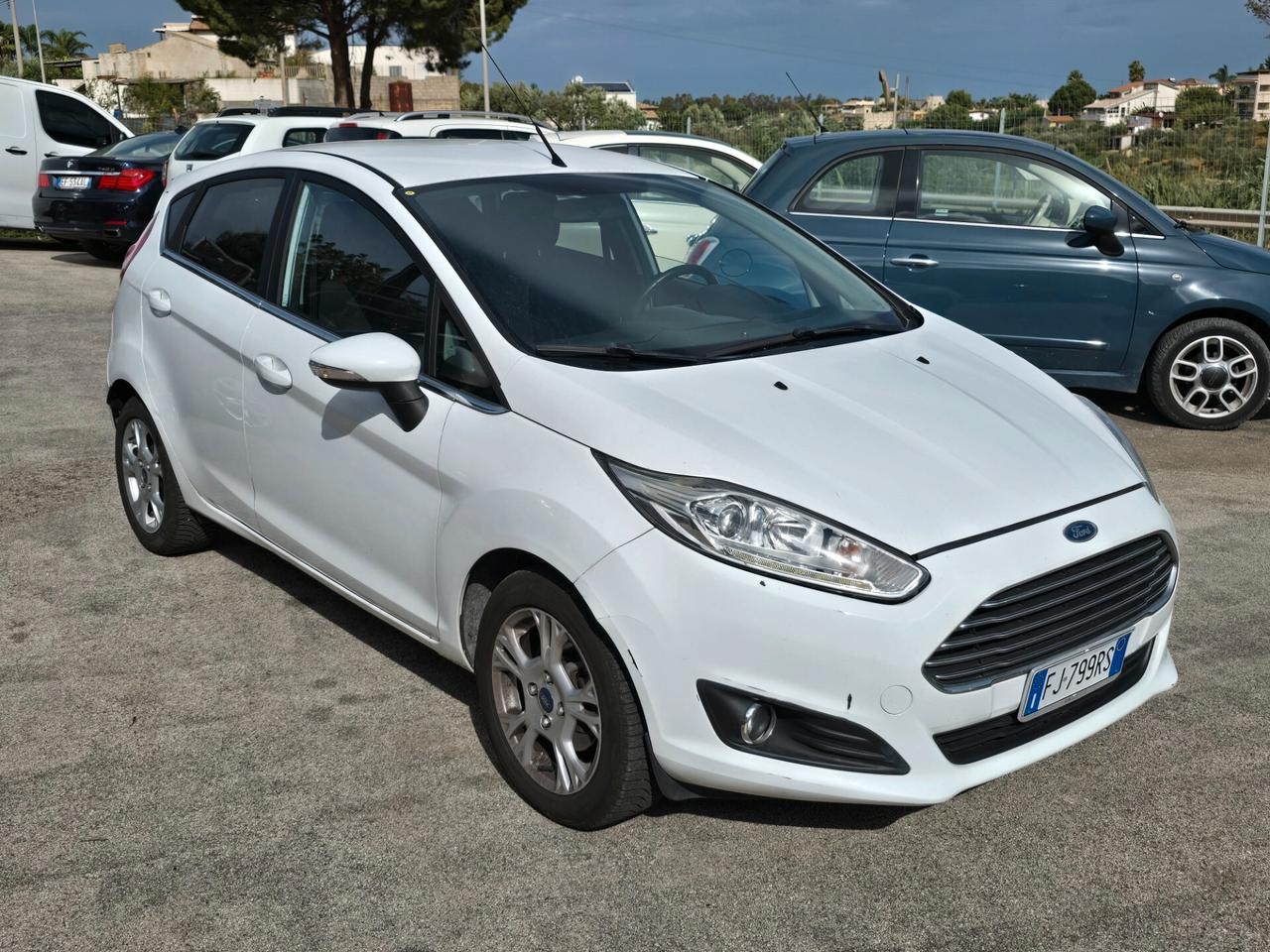 Ford Fiesta 1.5 TDCi 5 porte Titanium