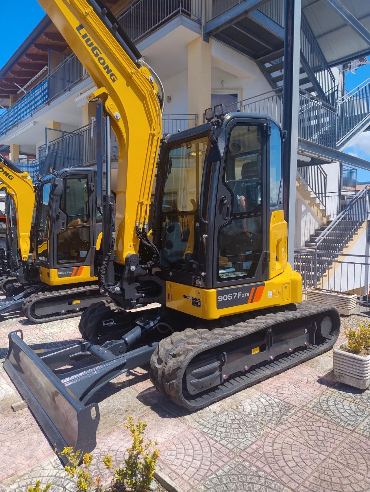 Escavatore Nuovo LiuGong 9057F (57 Quintali)