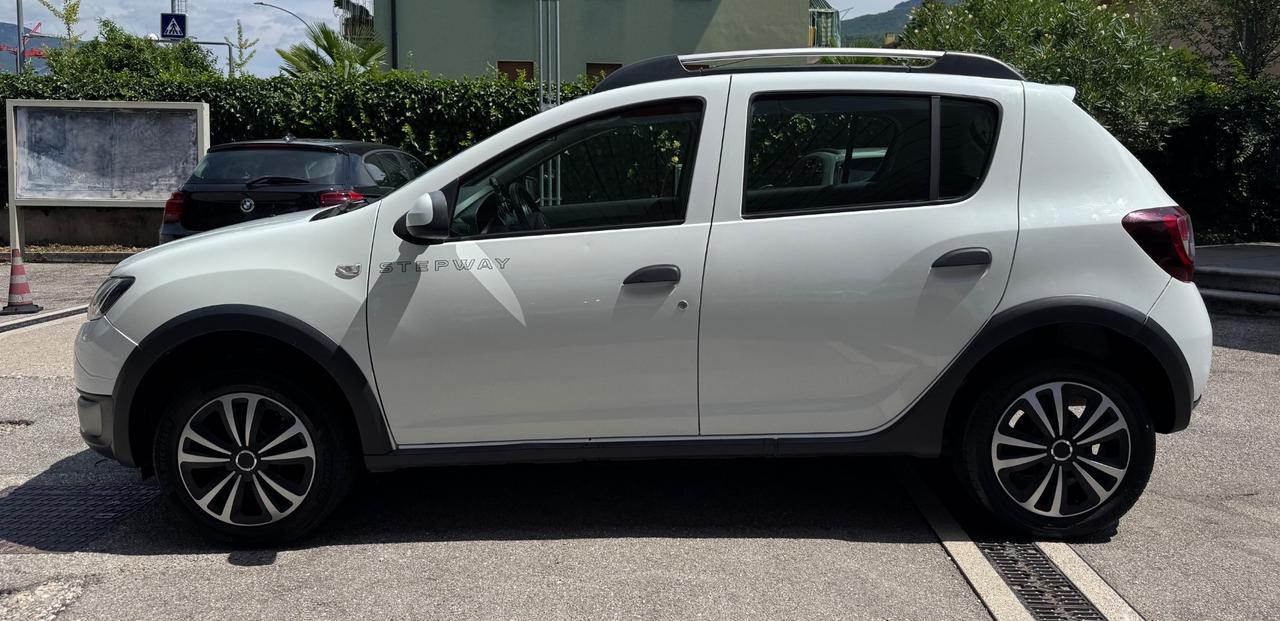 Dacia Sandero Stepway 900 TCe 12V 90CV Prestige
