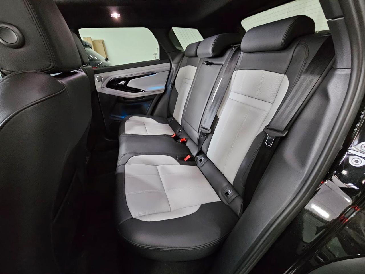 Land Rover Range Rover Evoque R-Dynamic C.20 Navi BlackPack Tetto Camera RDynami