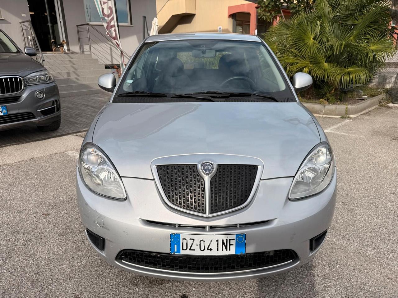 Lancia Ypsilon 1.2 Argento