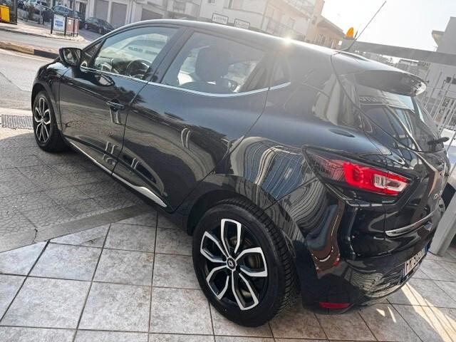 Renault Clio dCi 8V 75 CV 5 porte Duel2