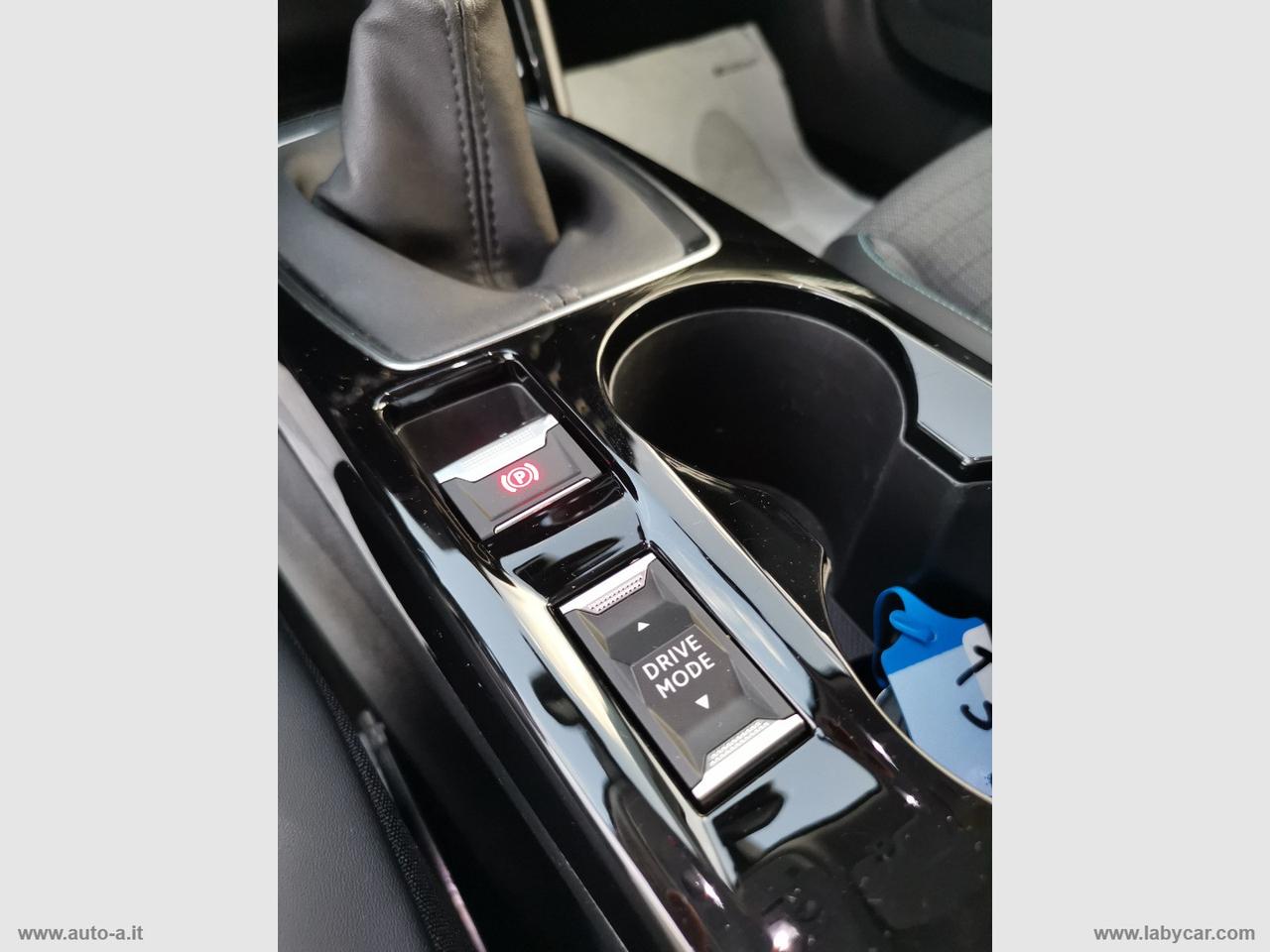 PEUGEOT 2008 BlueHDi 110 S&S Allure