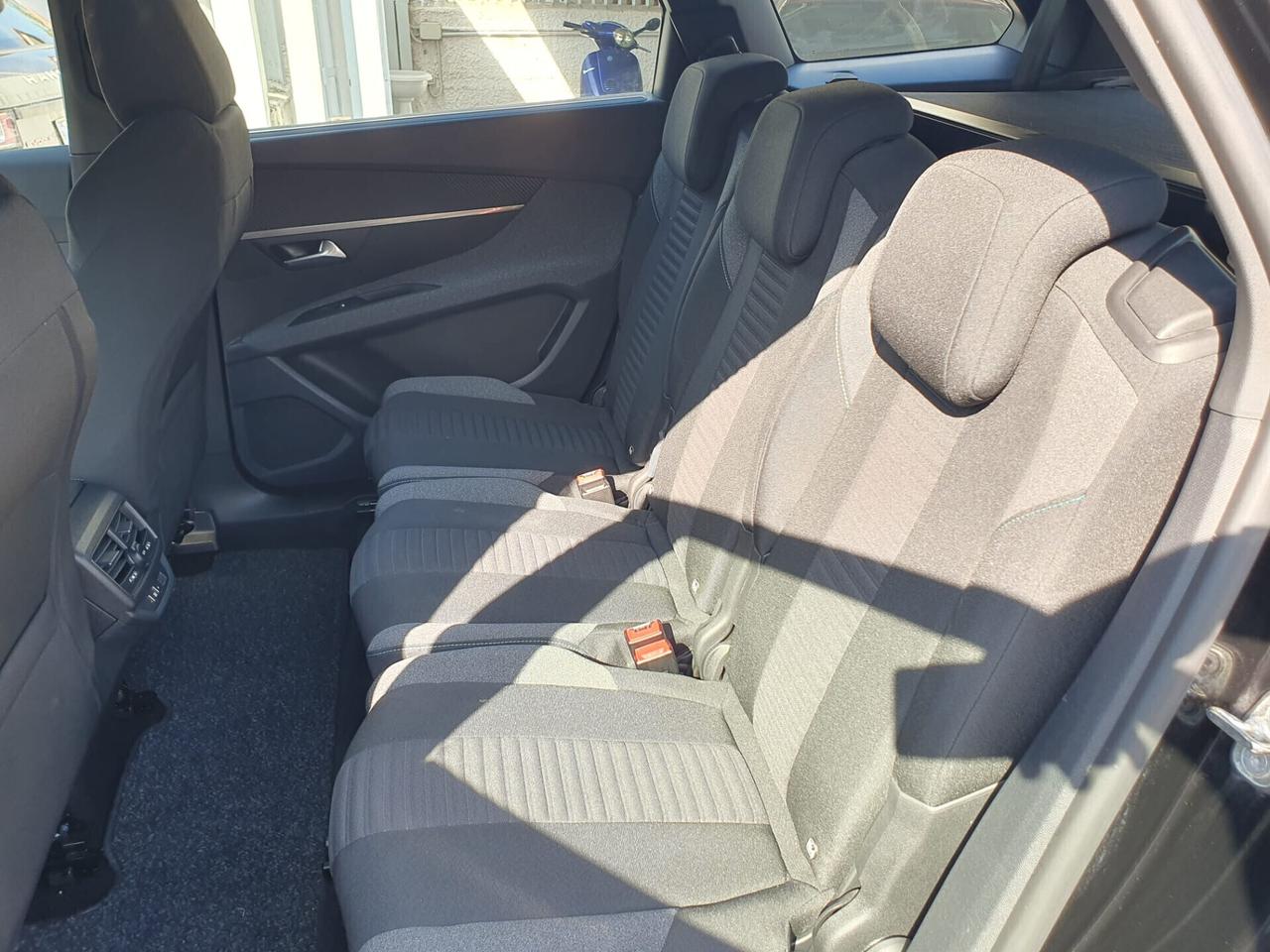 Peugeot 5008 BlueHDi 130 S&S EAT8 Allure