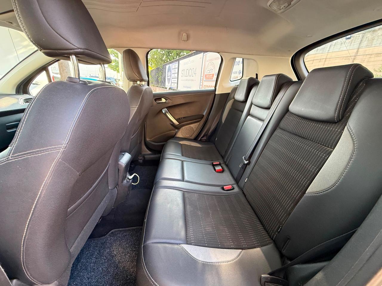 Peugeot 2008 BlueHDi 100 Allure