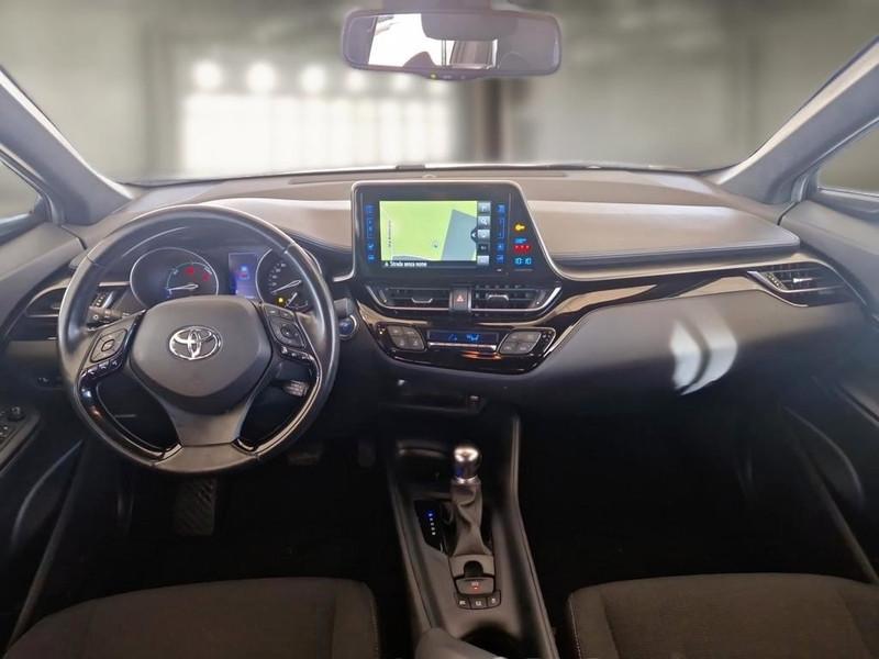 TOYOTA C-HR 1.8H 98CV E-CVT Business