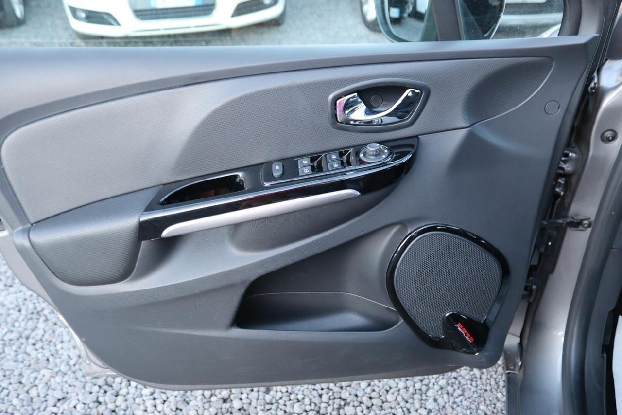 Renault Clio 1.5 dCi 8V 75CV 5 porte Costume National