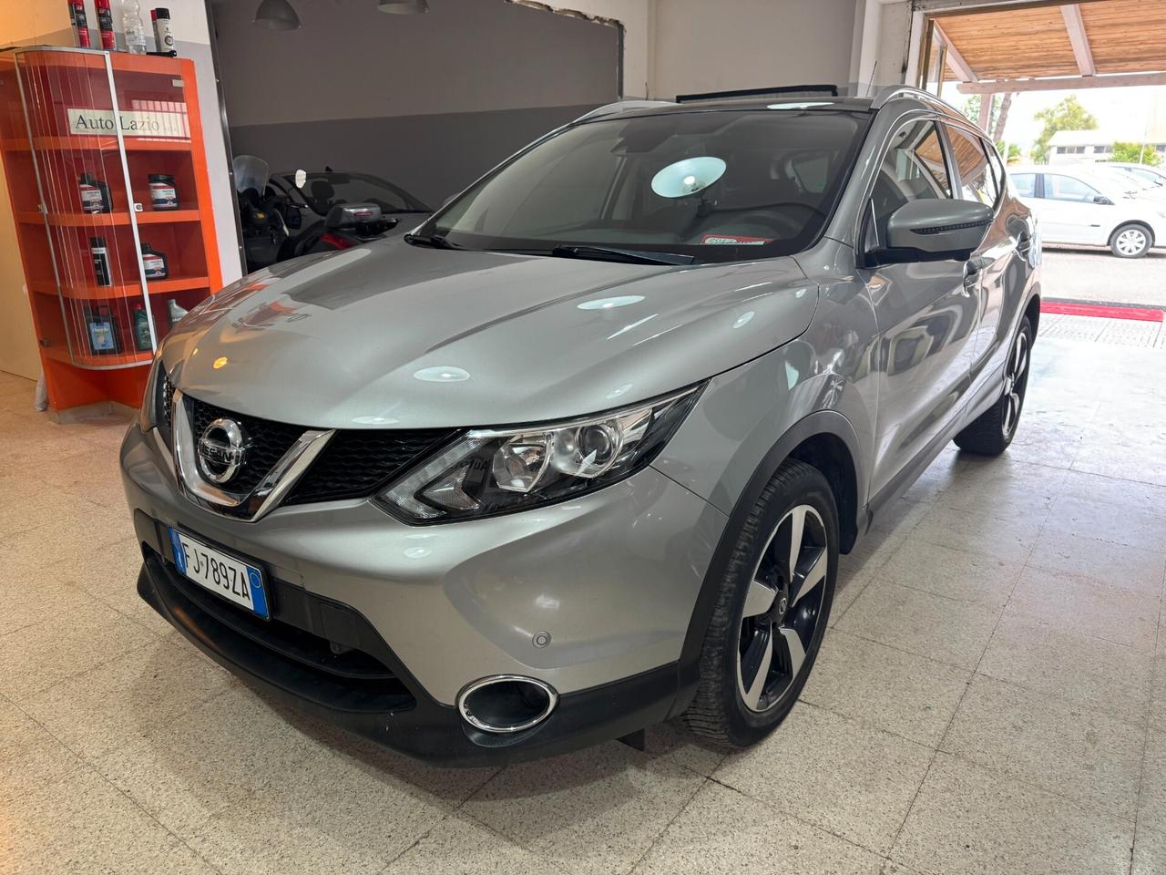 Nissan Qashqai 1.5 dCi N-Connecta TETTO-NAVI-XENON
