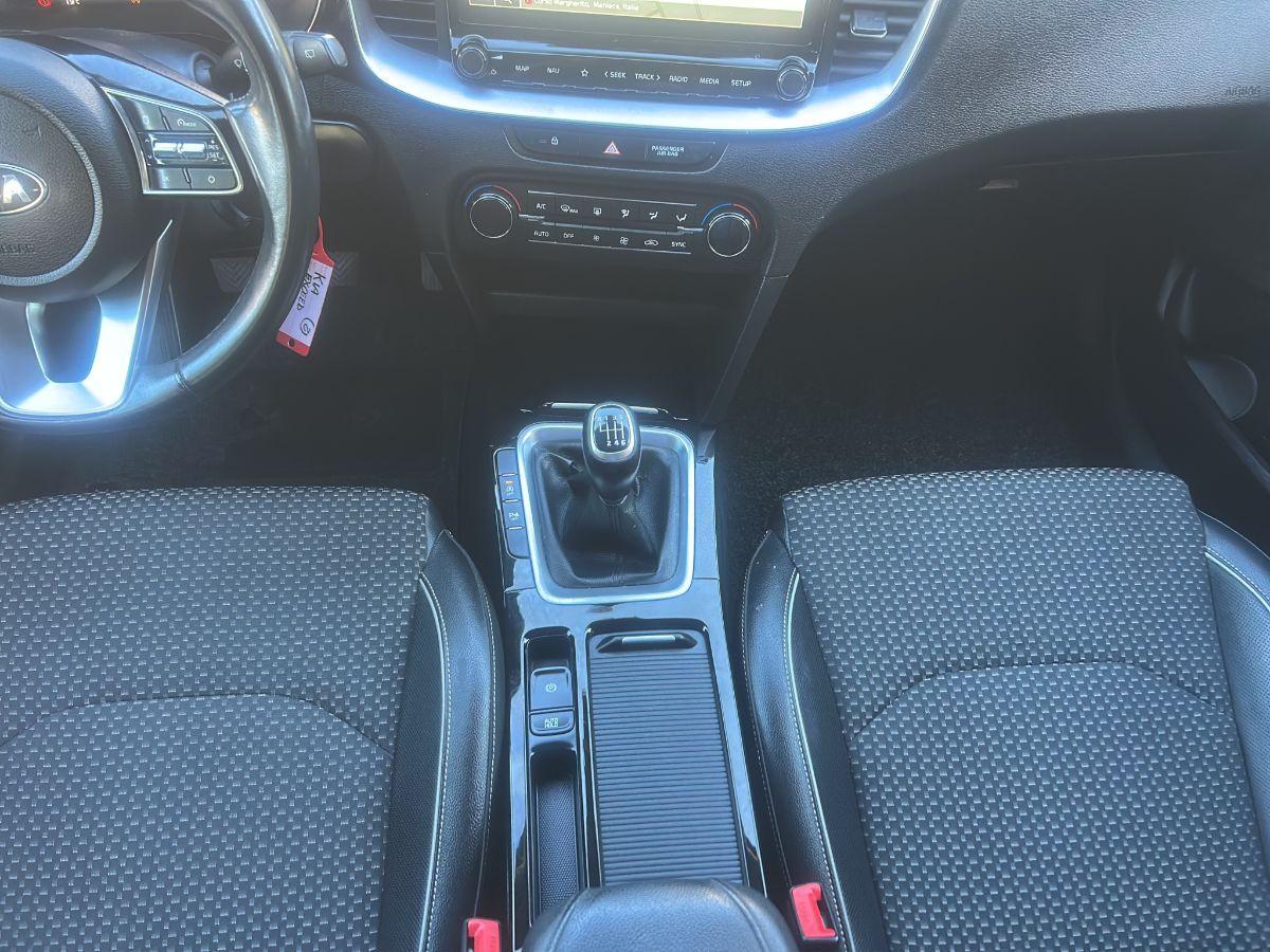 KIA - XCeed - 1.6 CRDi Style Techno Pack 115cv