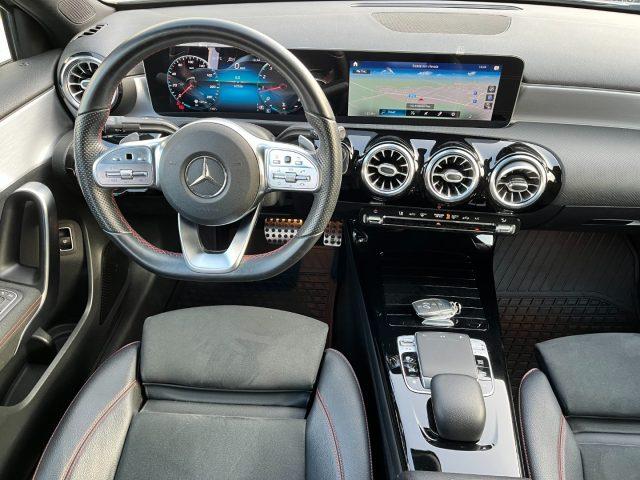 MERCEDES-BENZ A 200 Automatic Premium AMG Sedan