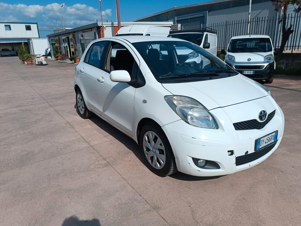 Toyota Yaris 1.4 D-4D 5 porte M-MT Sol
