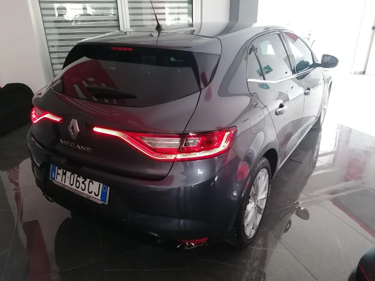 RENAULT - Mégane - dCi 8V 110 CV Energy Intens