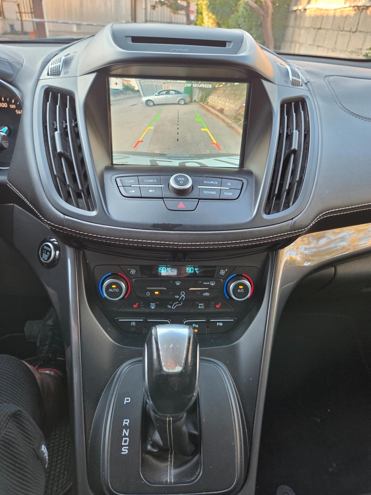 Ford Kuga 2.0 TDCI 150 CV S&S 4WD Powershift Vignale