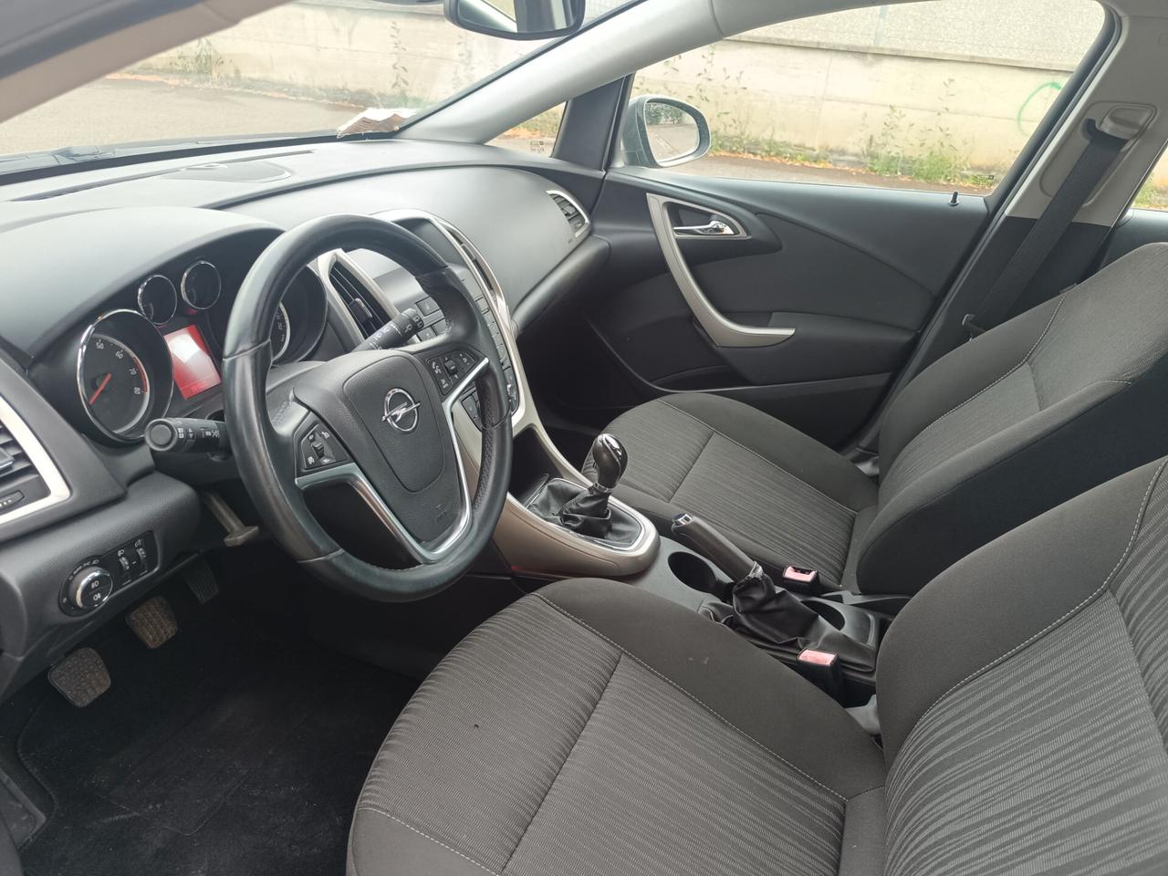 Opel Astra 1.4 benzina SW SOLAMENTE 99.000 KM