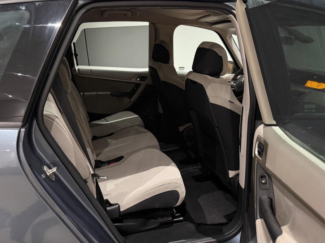 Citroen C4 Picasso 1.6 HDI ELEGANCE Per Neopatentati