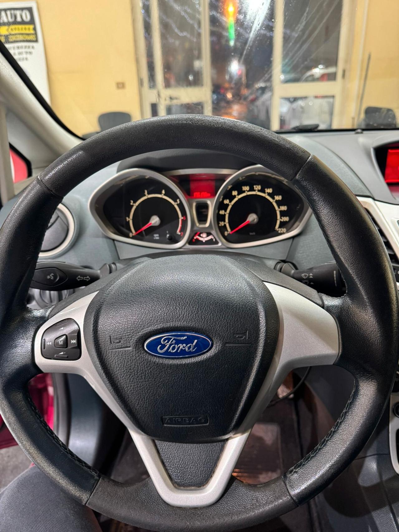 Ford Fiesta 1.2 82CV 3 porte Titanium