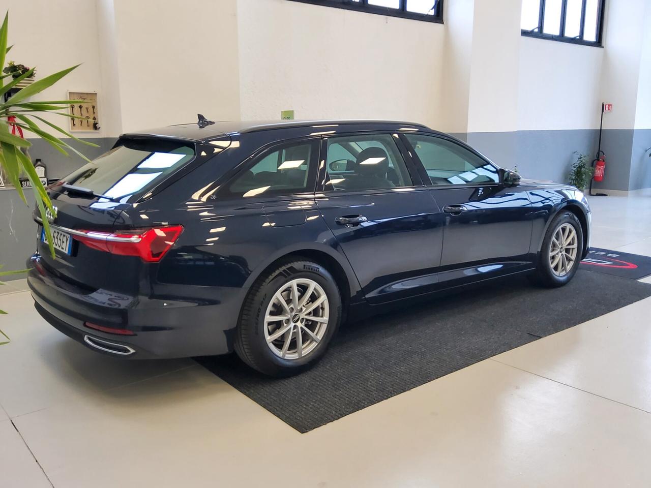 Audi A6 Avant 40 2.0 TDI S tronic Business Plus