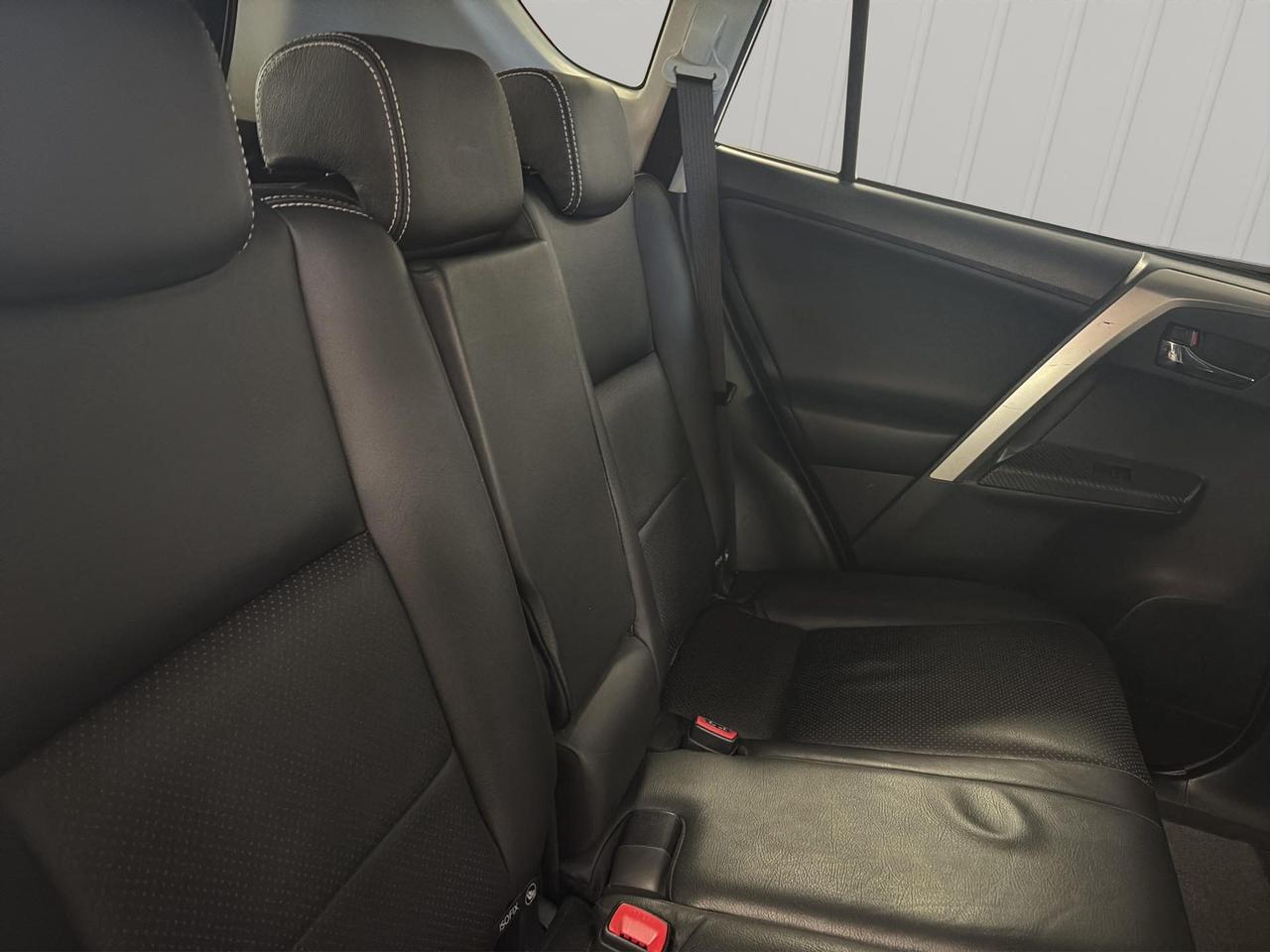 Toyota Rav4 2.0 d-4d Style White Edition 4wd