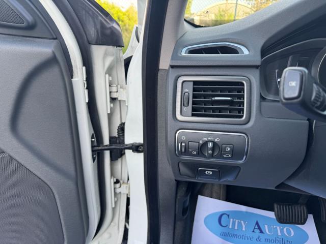 VOLVO XC70 D4 AWD Geartronic Summum 185CV