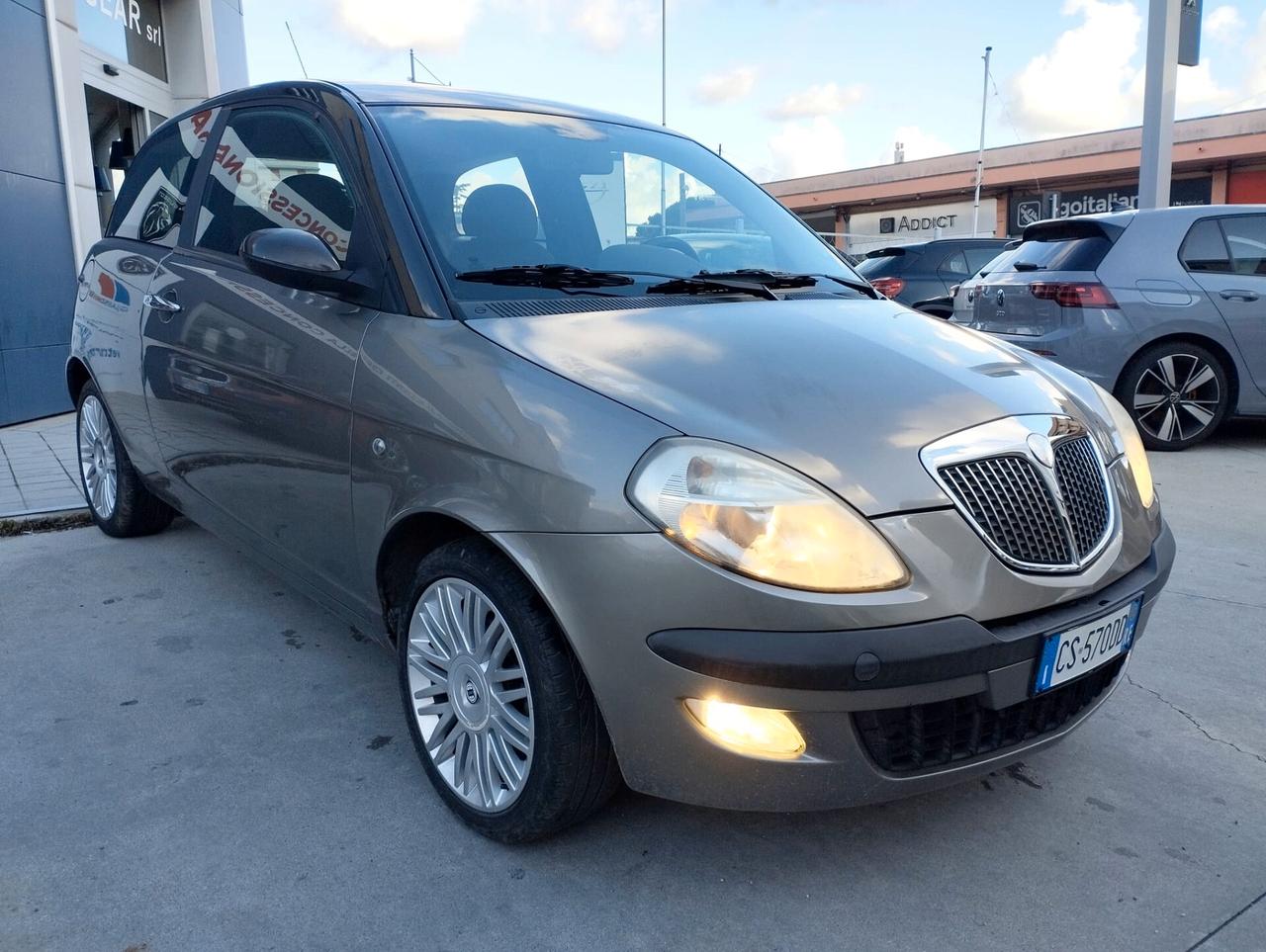Lancia Ypsilon 1.3 Multijet 16V Argento