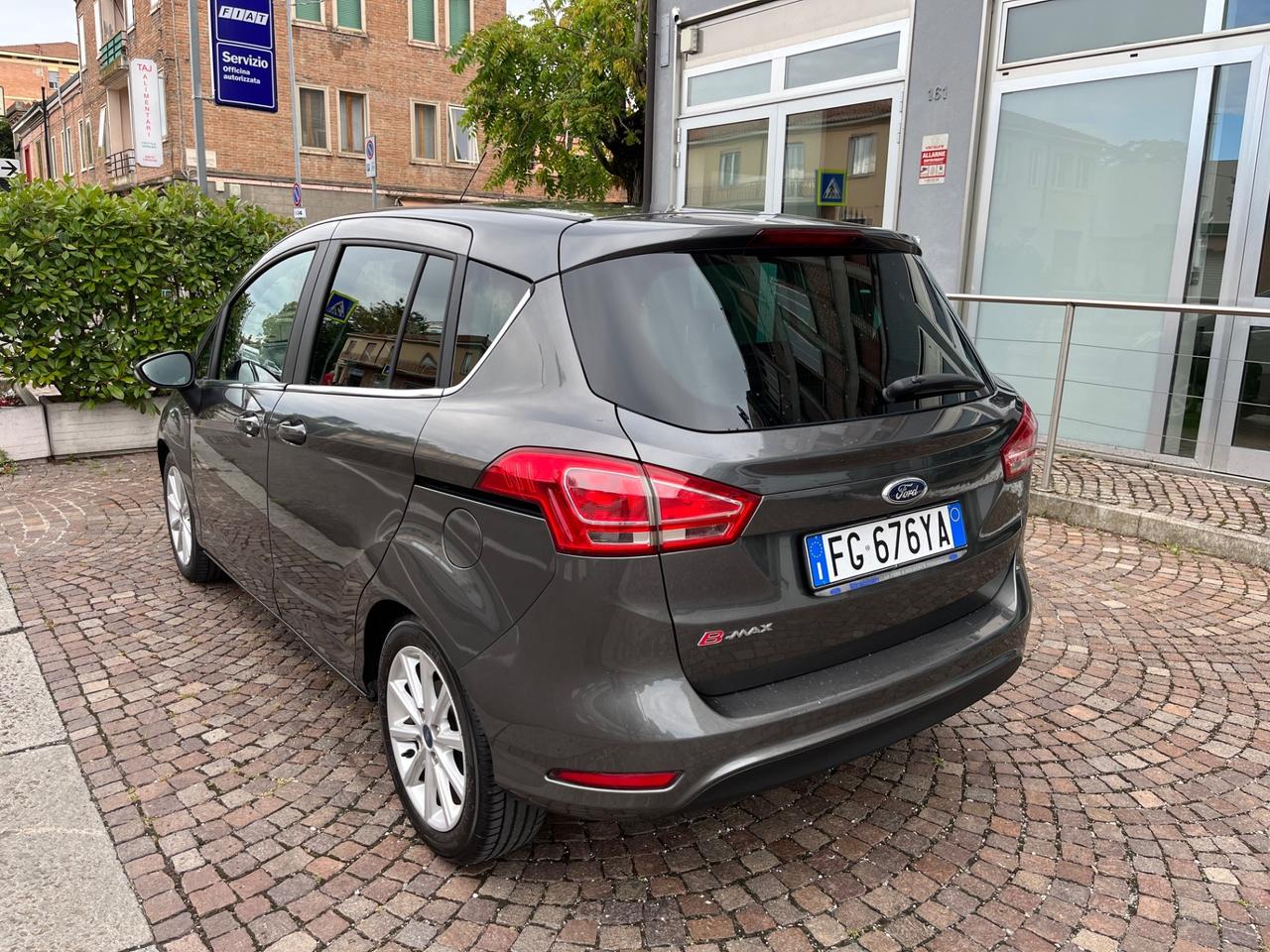 Ford B-max 1.4 90 cv GPL Titanium X