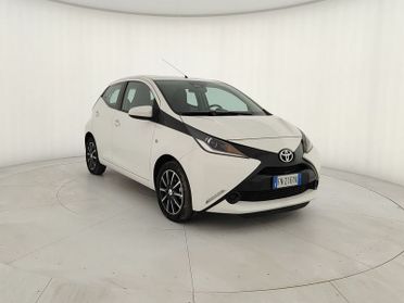 Toyota Aygo 1.0 VVT-i 69 CV 5 porte x-play ok neo patentati!