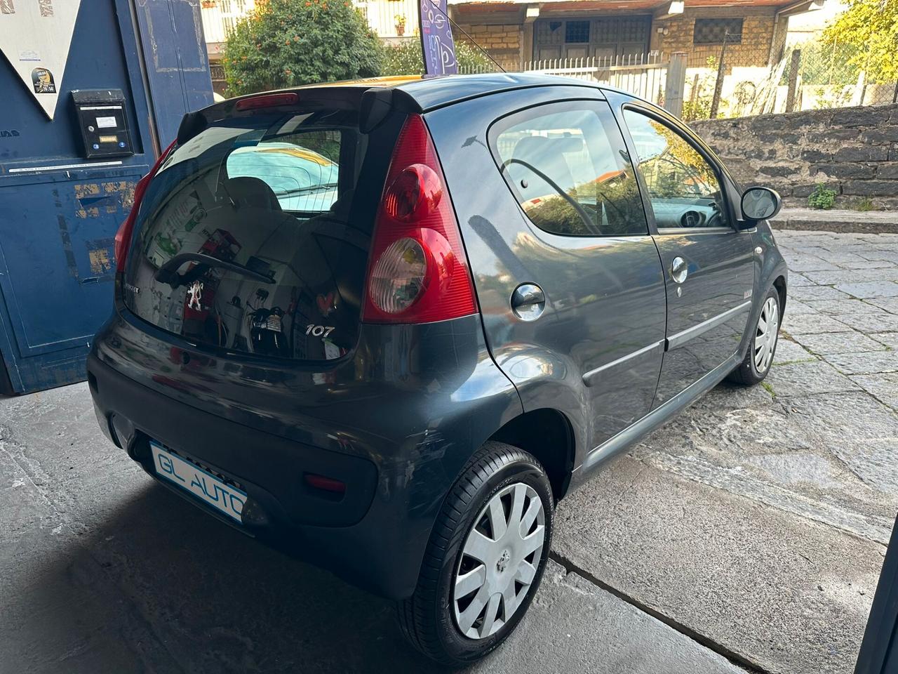 Peugeot 107 1.0 68CV 5p. Plaisir 2Tronic