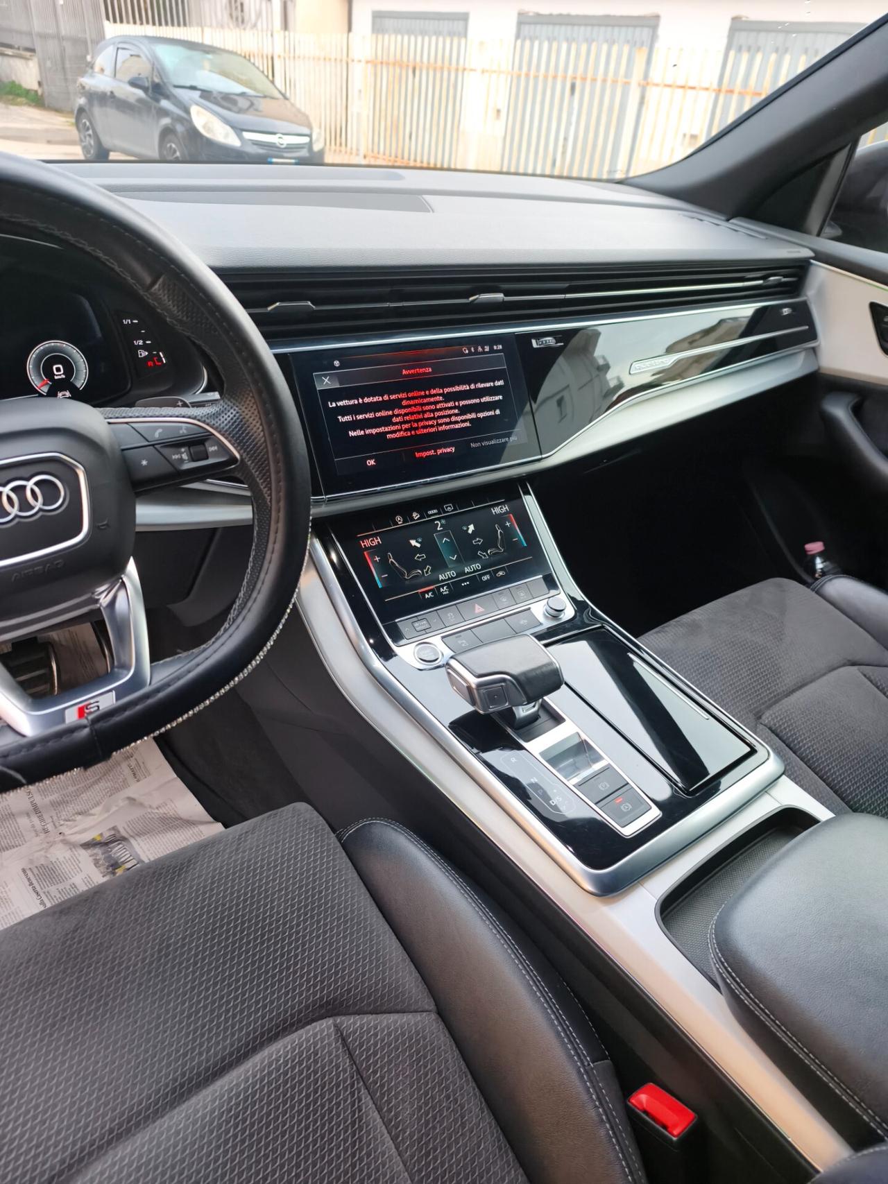 Audi Q8 50 TDI 286 CV quattro tiptronic Sport Total black s-line