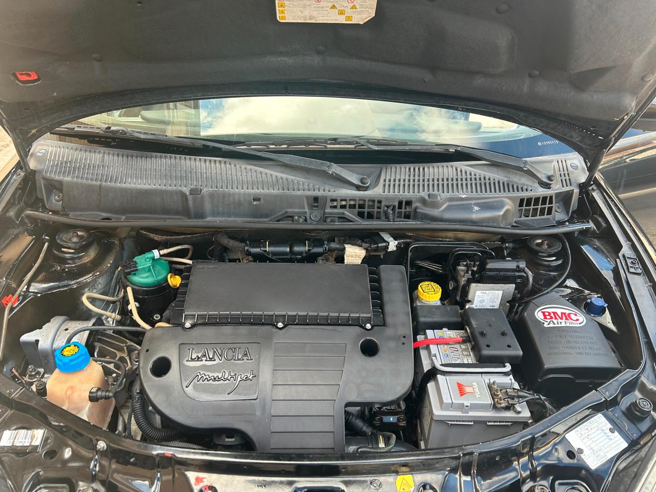 Lancia Ypsilon 1.3 MJT 75 CV Argento