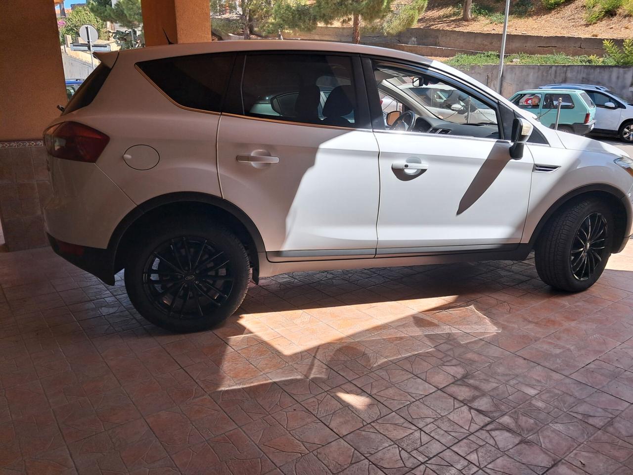 Ford Kuga 2.0 TDCi 163 CV 4WD Titanium DPF