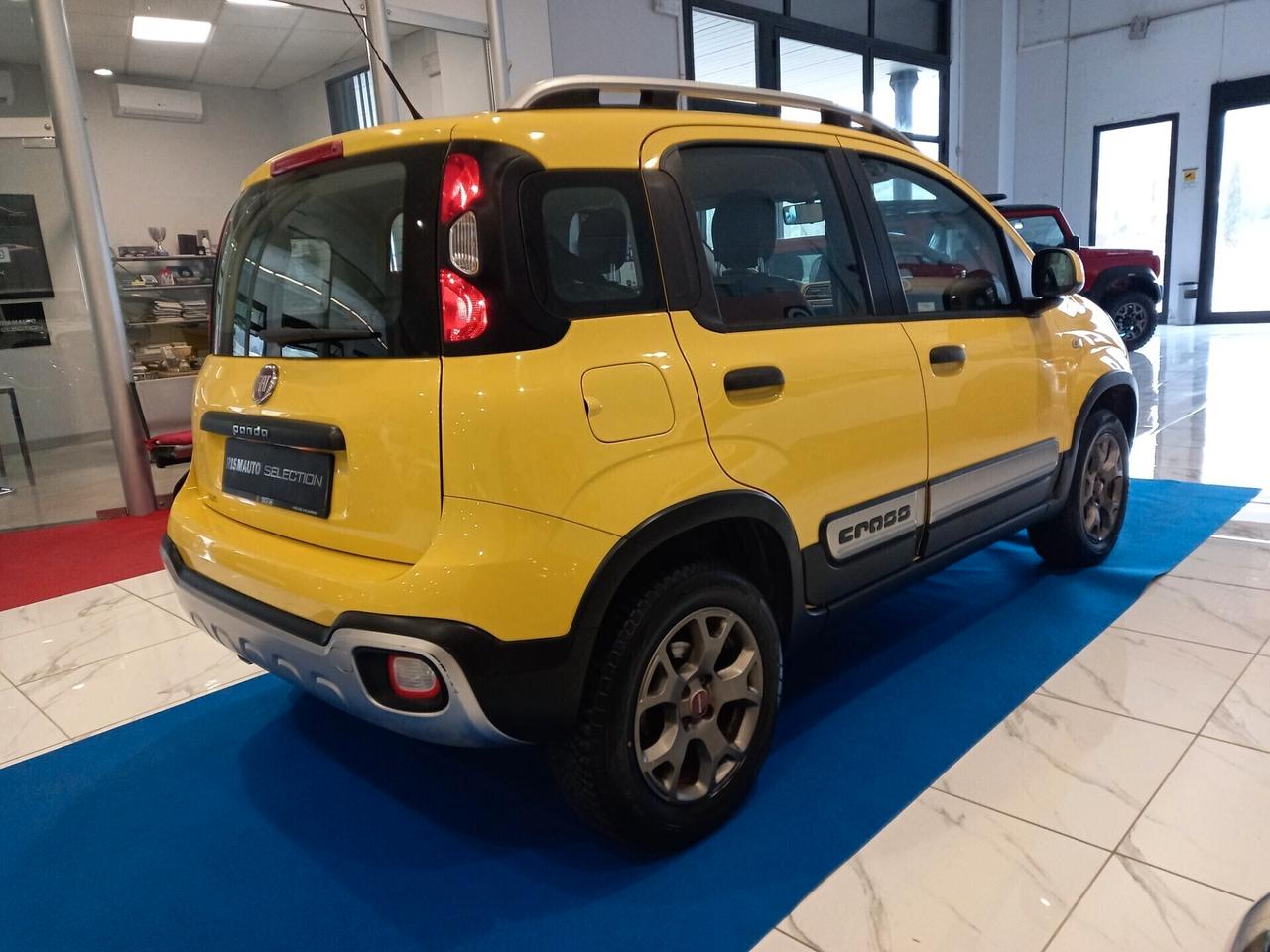 Fiat Panda Cross 4x4 GPL Euro 6