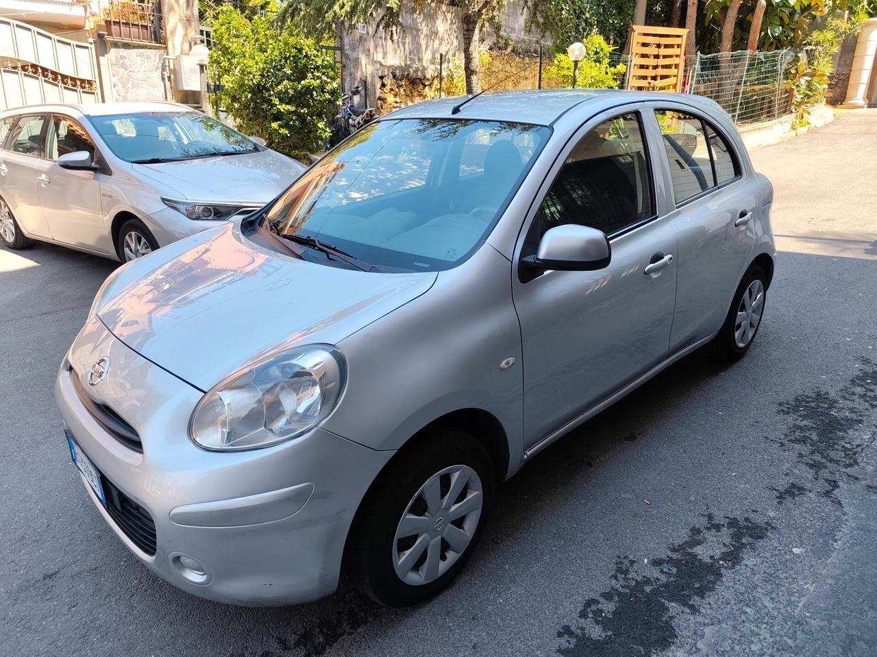 Nissan Micra 1.2 12V 5 porte 2011 Leggi